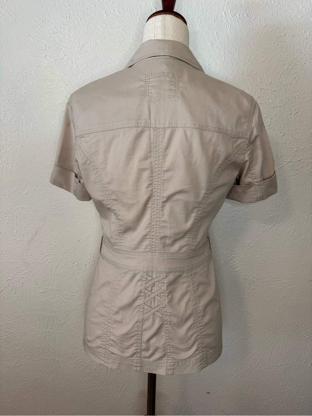 White House Black Market Short-Sleeve Tailored Safari Utility Jacket 2 - Picture 5 of 8
